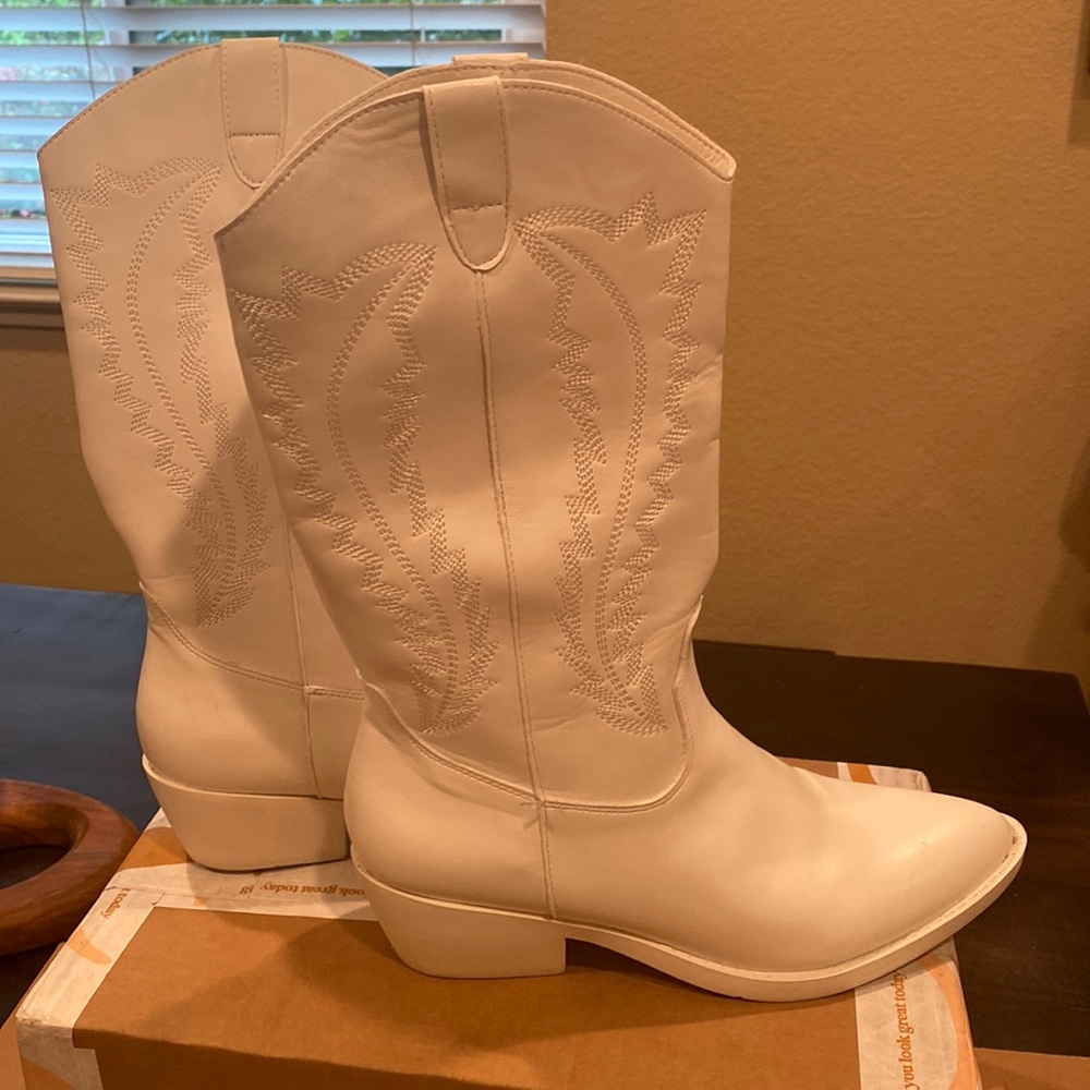 Madden Girl Cowboy Boots - All White